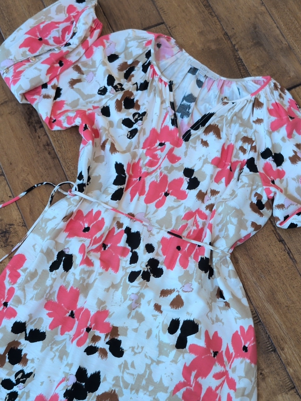 LOFT Coral & Black Floral Puff-Sleeve Dress